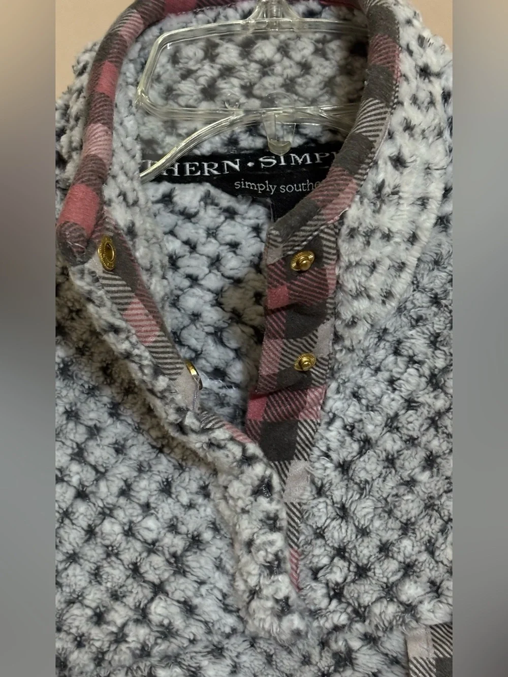 Simply Southern Gray Plush Pullover with Pink Plaid Accents Sz Small